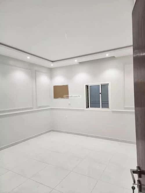 Building 247 SQM Facing South Al Rughamah, East Jeddah, Jeddah