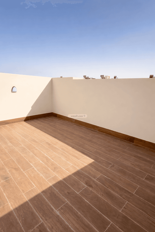Villa 273 SQM Facing South with 6 Bedrooms Al-Muanisiyah, East Riyadh, Riyadh