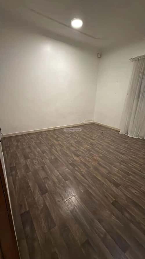 دور 405 متر مربع ب 6 غرف الخليج، شرق الرياض، الرياض