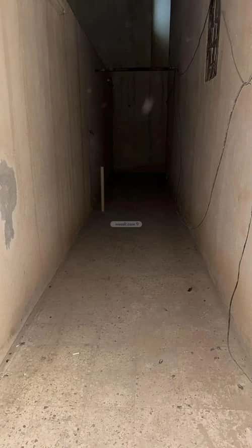 Floor 405 SQM with 6 Bedrooms Al-Khaleej, East Riyadh, Riyadh