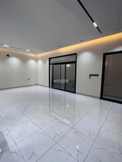 فيلا 252 متر مربع شرقية على شارع 15م الخليج، شرق الرياض، الرياض