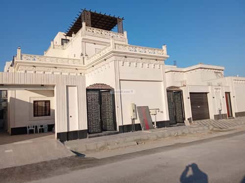 Floor 325 SQM with 5 Bedrooms Al Sawari, Khobar