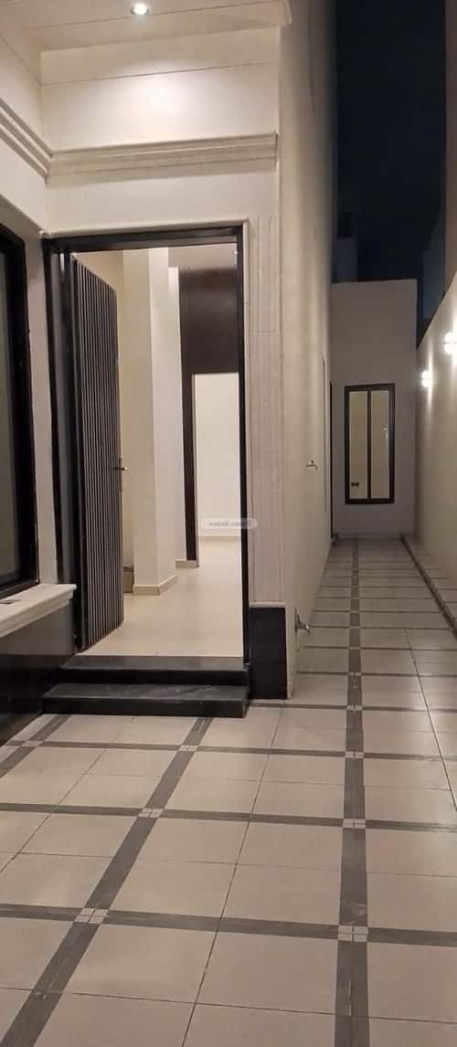 فيلا 238 متر مربع جنوبية على شارع 15م الجنادرية، شرق الرياض، الرياض