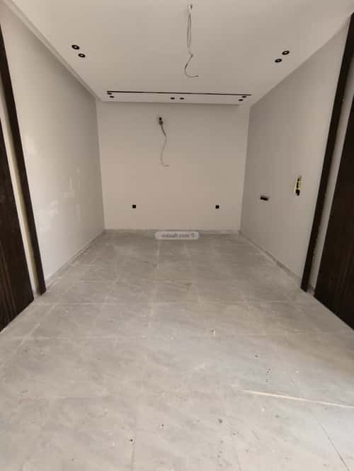 Villa 300 SQM Facing North on 15m Width Street Al Rahmanyah, East Jeddah, Jeddah