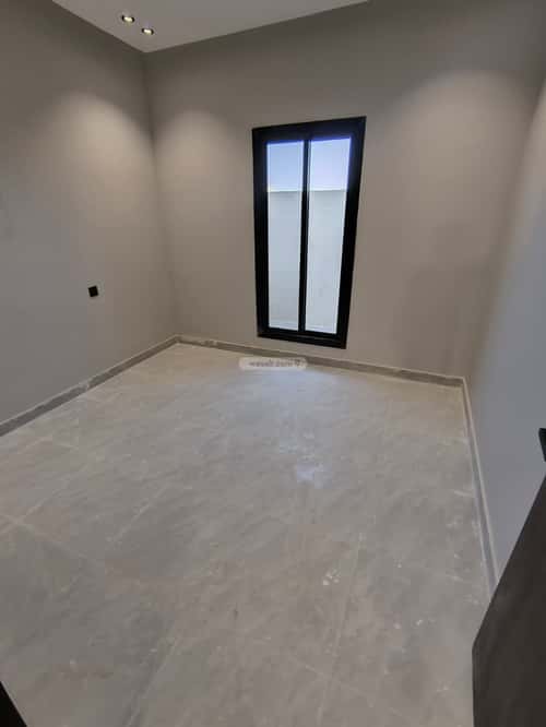 فيلا 300 متر مربع شمالية على شارع 15م الرحمانية، شرق جدة، جدة