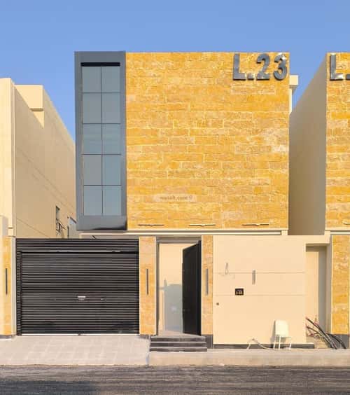 فيلا 300 متر مربع شمالية على شارع 15م الرحمانية، شرق جدة، جدة