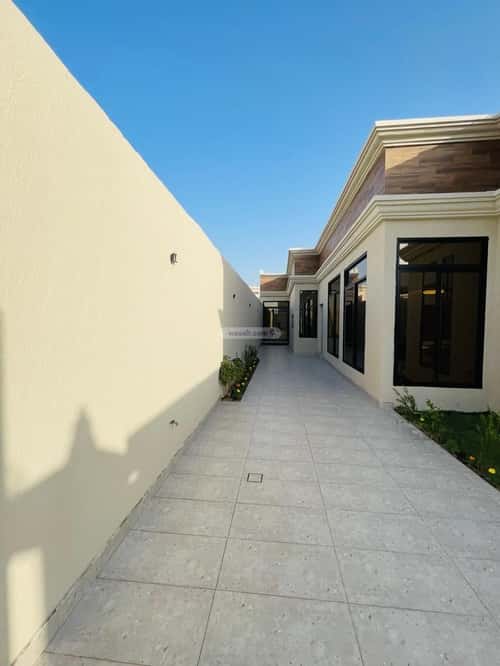 Floor 427 SQM with 6 Bedrooms Al Lo'A Lo'A, Khobar