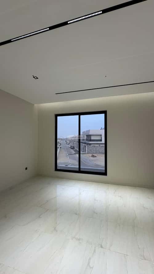 فيلا 407 متر مربع شرقية على شارع 20م الشعلة، الدمام