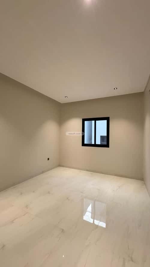 فيلا 407 متر مربع شرقية على شارع 20م الشعلة، الدمام