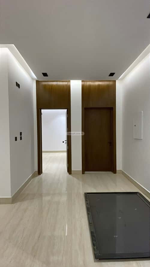 فيلا 324 متر مربع جنوبية على شارع 18م النظيم، شرق الرياض، الرياض