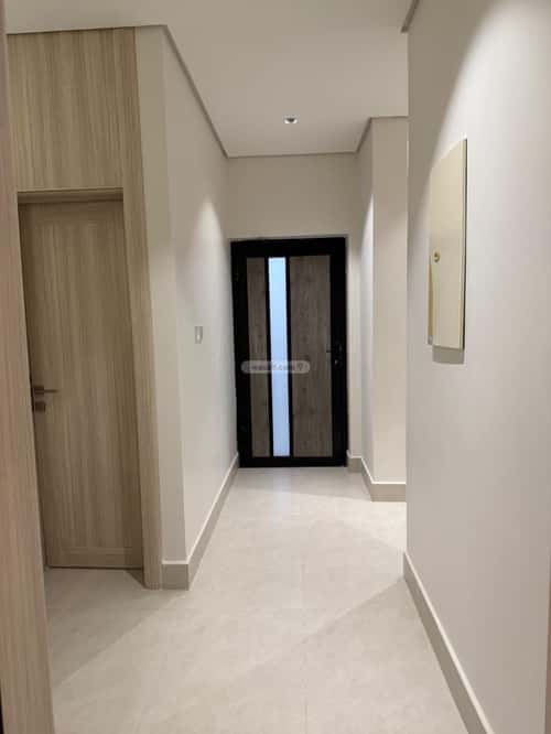 Villa 250 SQM Facing South on 24m Width Street King Fahad Dist, Aldammam