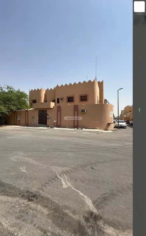 أرض 750 متر مربع ثلاثة شوارع على شارع 20م المصيف، شمال الرياض، الرياض