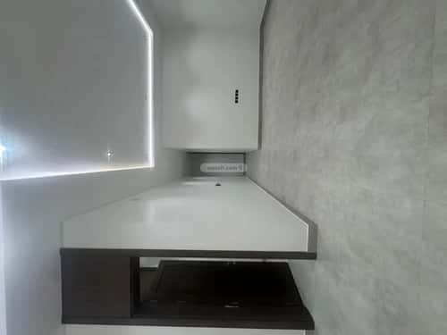 Apartment with 5 Bedrooms Al-Yarmuk, East Riyadh, Riyadh