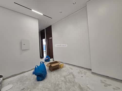 فيلا 360 متر مربع جنوبية غربية على شارع 18م الرمال، شرق الرياض، الرياض