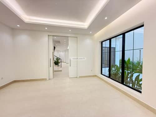 فيلا 300 متر مربع شمالية على شارع 20م المهدية، غرب الرياض، الرياض