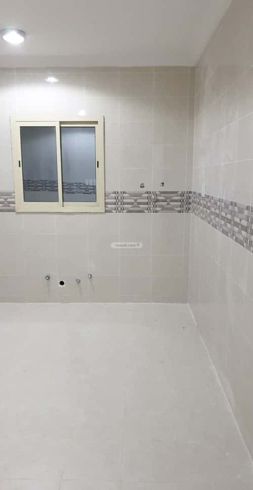 Apartment 500 SQM with 4 Bedrooms King Fahad Dist, Aldammam