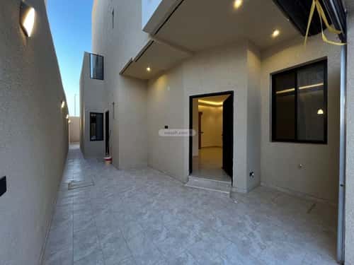 4 bedroom villa in Al Mahdiyyah
