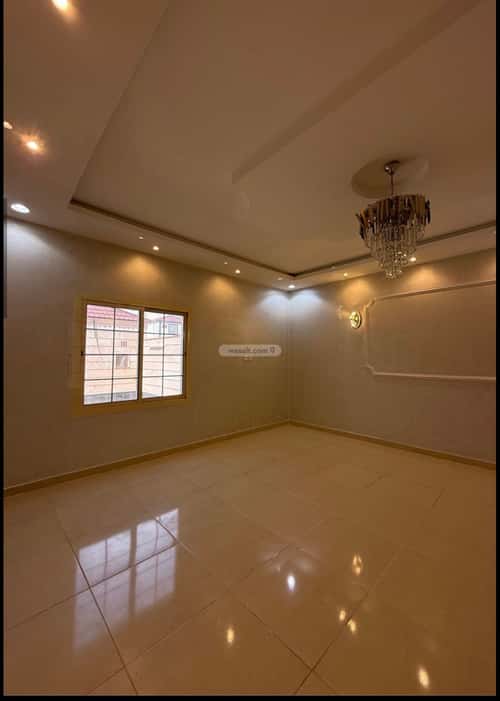 فيلا 330 متر مربع غربية على شارع 18م الدفاع، المدينة المنورة