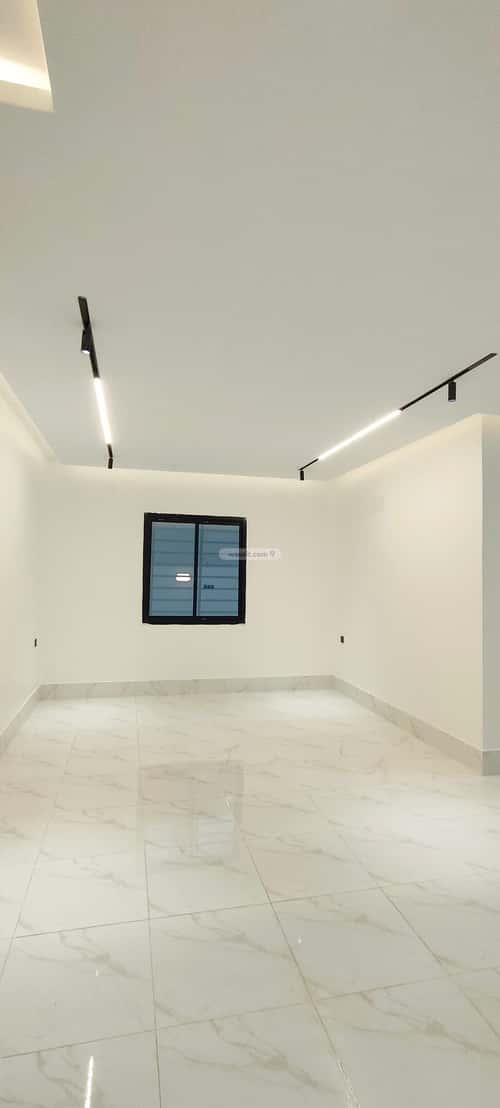 Floor 503 SQM with 6 Bedrooms Al-Qafilah, Khamis Mushait