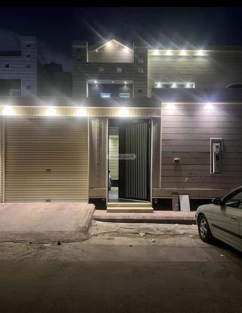 فيلا 280 متر مربع شمالية على شارع 20م عكاظ، جنوب الرياض، الرياض