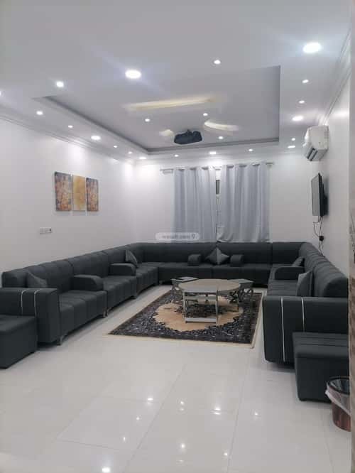 استراحة 770 متر مربع غربية على شارع 40م الكوثر، الخبر