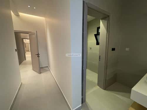 Floor 183 SQM with 5 Bedrooms Al-Janadriyah, East Riyadh, Riyadh