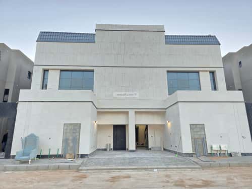 Floor 169 SQM with 3 Bedrooms Al-Maizaliyah, East Riyadh, Riyadh