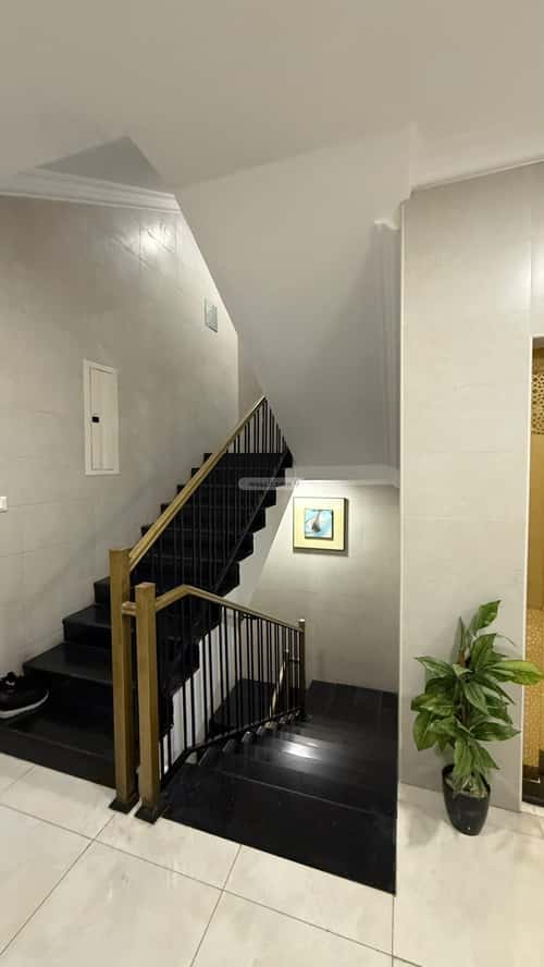Building 162 SQM with 4 Floors Al Thoqbah, Khobar