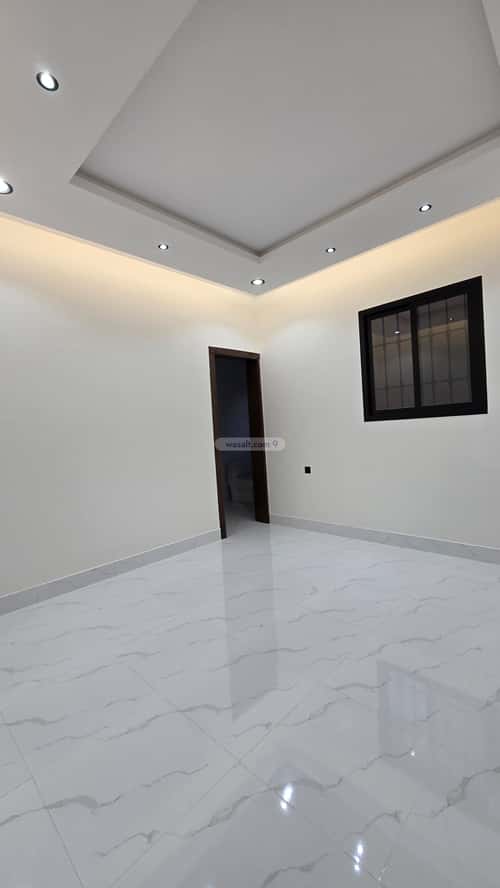 دور 301 متر مربع ب 8 غرف العزيزية، جنوب الرياض، الرياض