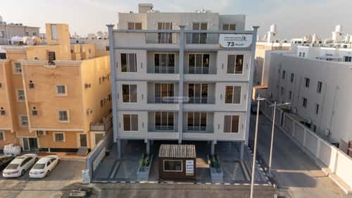 Apartment with 3 Bedrooms Al Noor, Aldammam