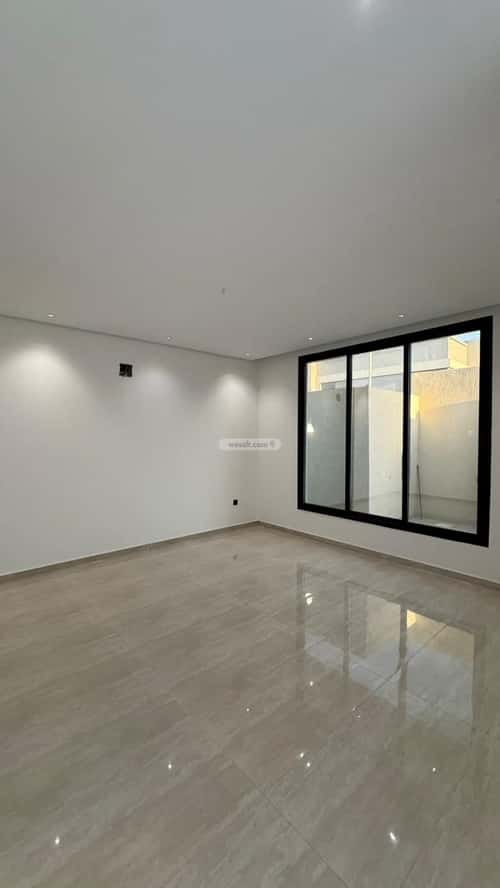 فيلا 458 متر مربع شمالية على شارع 25م الشعلة، الدمام