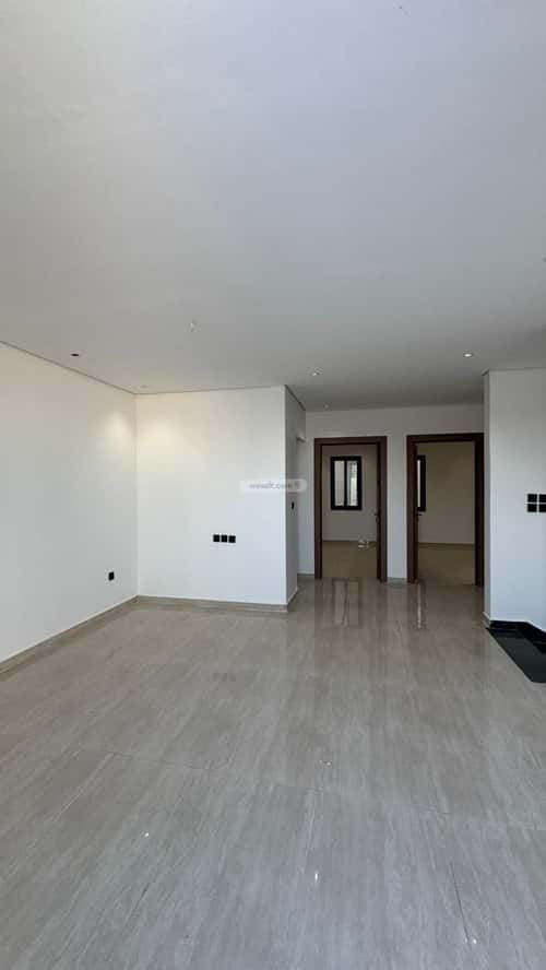 فيلا 458 متر مربع شمالية على شارع 25م الشعلة، الدمام