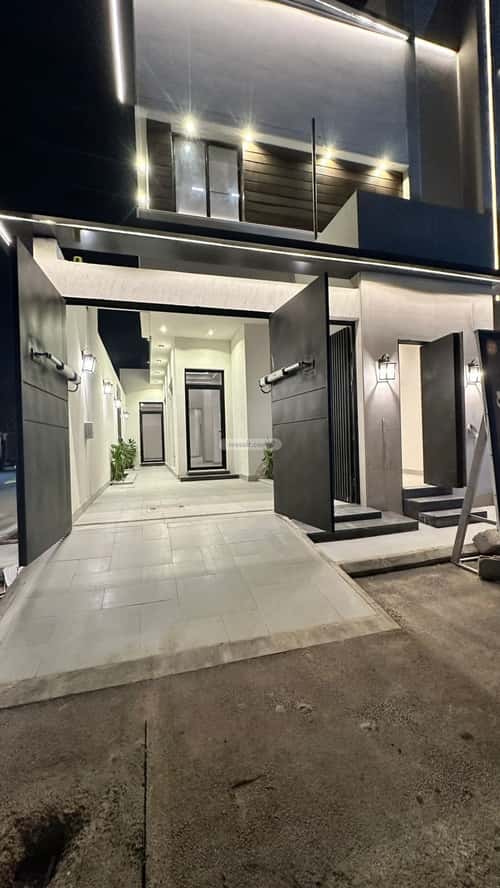 Floor 144 SQM with 3 Bedrooms Al-Muanisiyah, East Riyadh, Riyadh