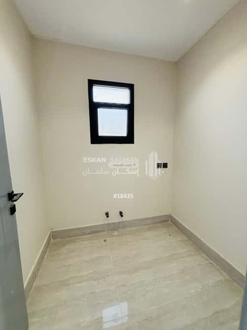 فيلا 230 متر مربع جنوبية على شارع 20م منسوبي التعليم الأول، الاحساء