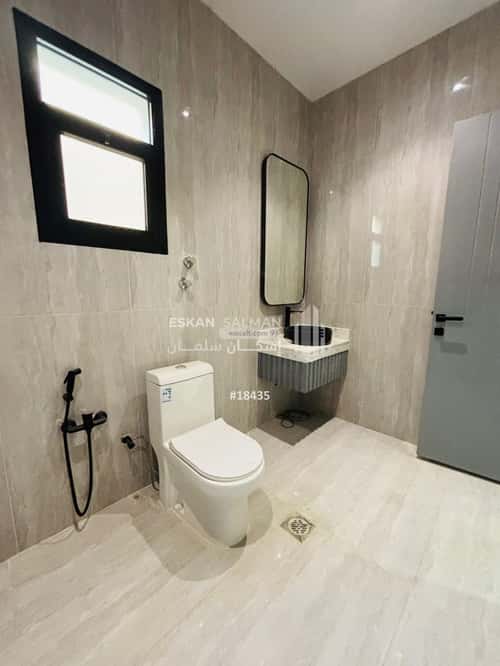 فيلا 230 متر مربع جنوبية على شارع 20م منسوبي التعليم الأول، الاحساء