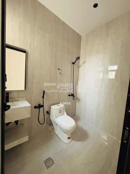 فيلا 330 متر مربع شمالية على شارع 15م الرابية، الاحساء