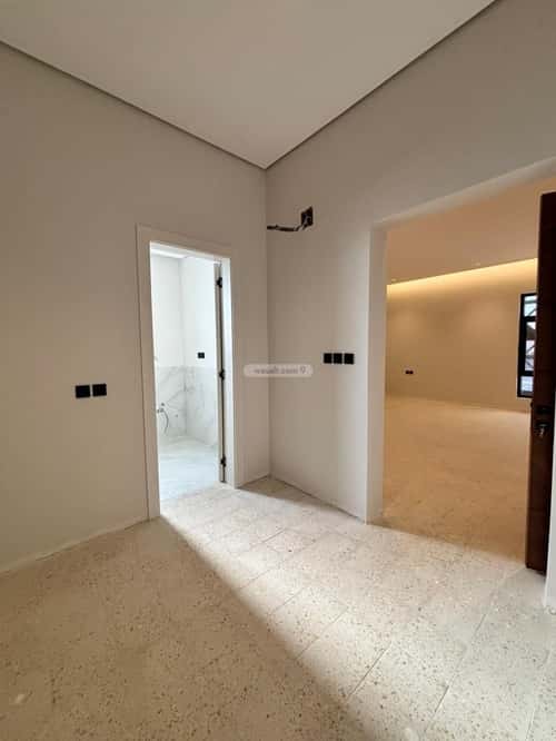 فيلا 450 متر مربع شمالية على شارع 20م المهدية، غرب الرياض، الرياض