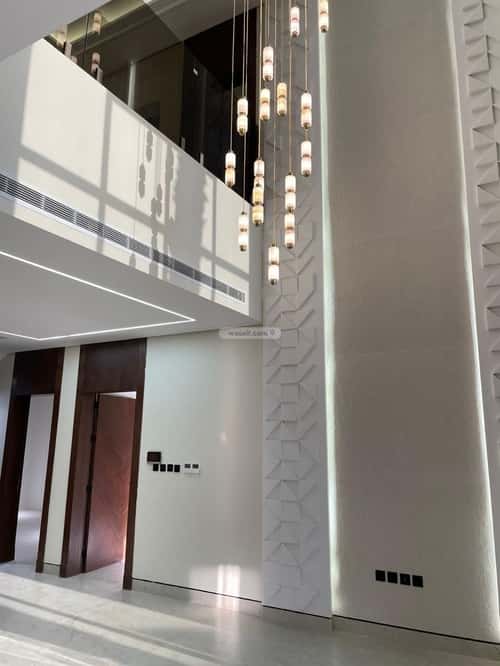 فيلا 300 متر مربع غربية على شارع 20م المهدية، غرب الرياض، الرياض