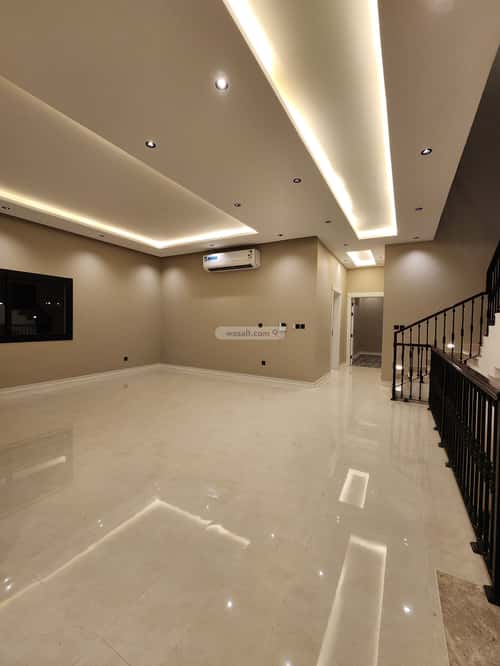 فيلا 374 متر مربع غربية على شارع 32م الزمرد، شمال جدة، جدة