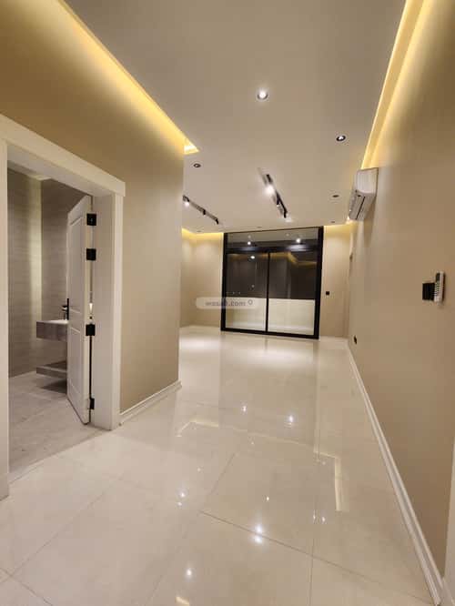 فيلا 374 متر مربع غربية على شارع 32م الزمرد، شمال جدة، جدة