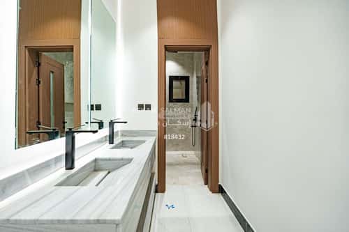 9 bedroom villa in Ash Shulah