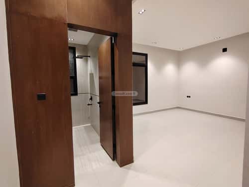 4 bedroom floor in Al Khaleej