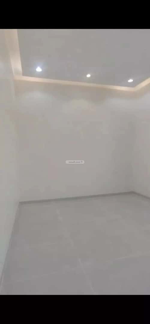 Floor 262 SQM with 5 Bedrooms Haya Nawah, Almuzahimih