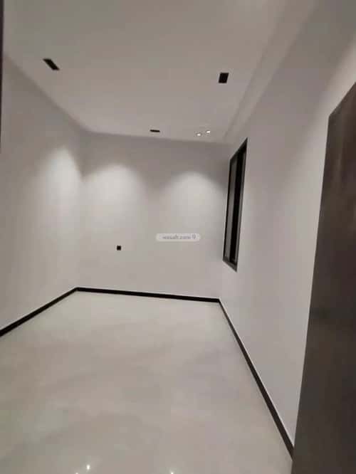 Floor 172 SQM with 5 Bedrooms Al-Hazm, West Riyadh, Riyadh