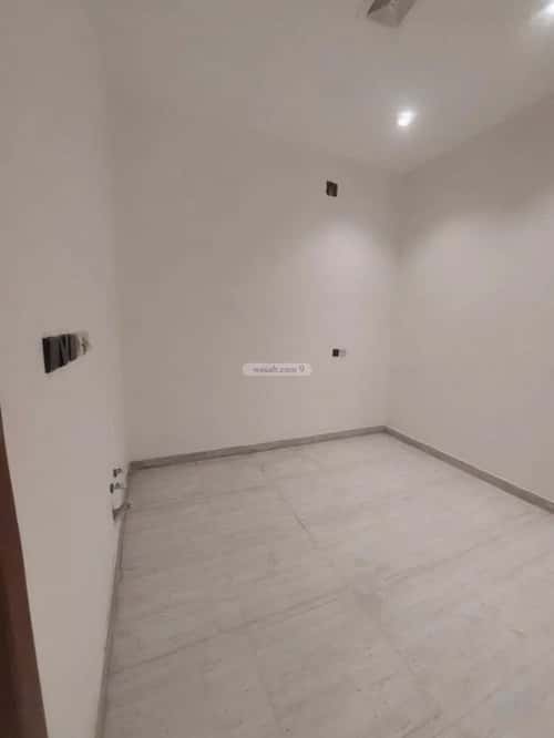 فيلا 265 متر مربع شرقية على شارع 15م طويق، غرب الرياض، الرياض