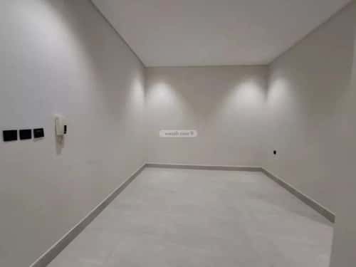 فيلا 200 متر مربع شرقية على شارع 20م العريجاء الأوسط، غرب الرياض، الرياض