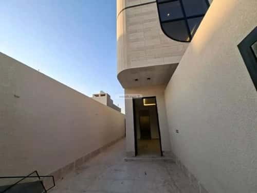 Floor 191 SQM with 5 Bedrooms As-Suwaidi Al-Gharbi, West Riyadh, Riyadh