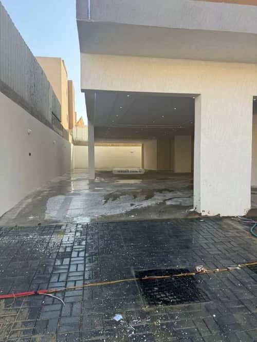 Apartment with 5 Bedrooms Al-Marwah, South Riyadh, Riyadh