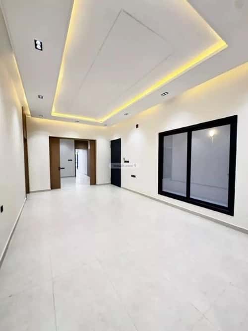 Floor 190 SQM with 5 Bedrooms Al-Hazm, West Riyadh, Riyadh
