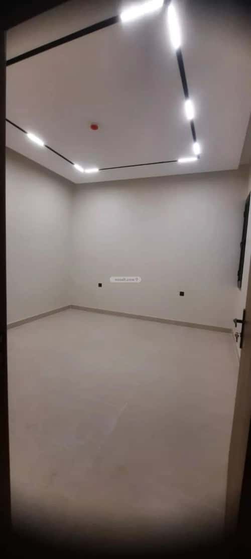 Apartment with 5 Bedrooms Al-Hazm, West Riyadh, Riyadh